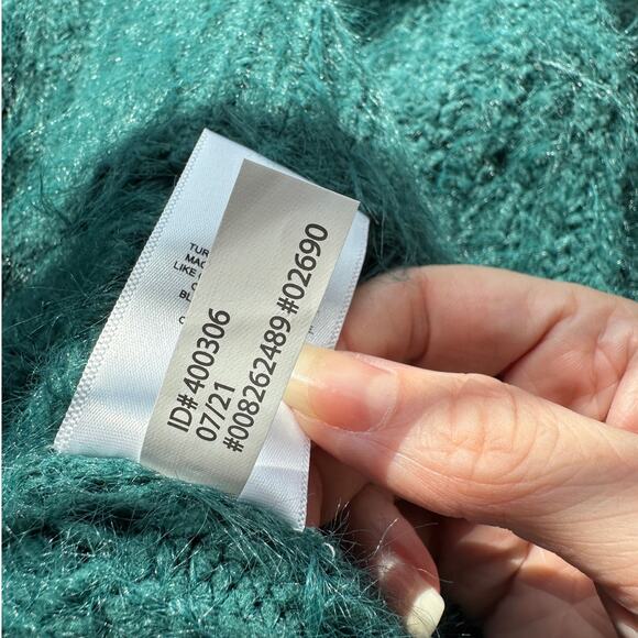 Express Green Fuzzy Long Sleeve Mock Neck Crop Sweater XS - Picture 10 of 13